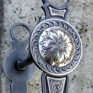 Meet your Posher, Blake